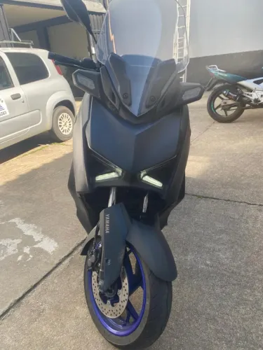 XMAX 250 2025 VENDO 32.000 UNICO DONO