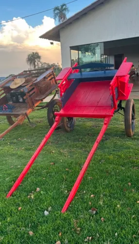 Vende - se carroça