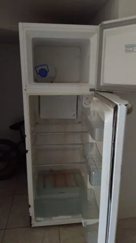 Vendo geladeira