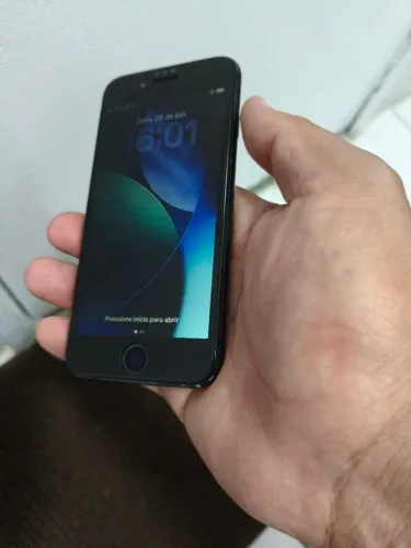 iPhone SE