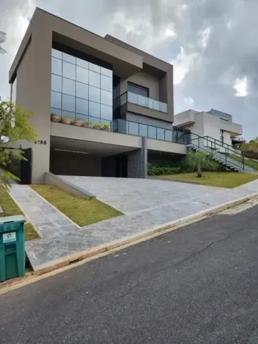 Casa para venda com Piscina e 4 suítes, 346 m² - Alphaville Lagoa Dos Ingleses