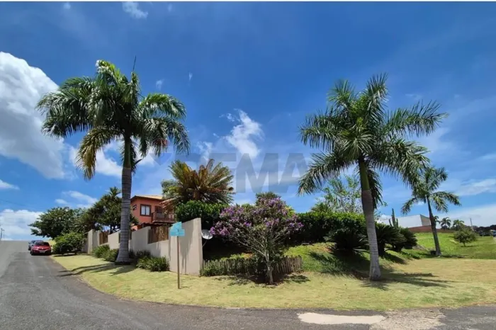 Casa para locação no condomínio Village Araçoiaba, em Araçoiaba da Serra/SP