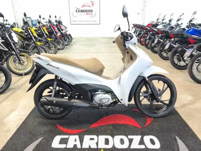 HONDA BIZ 125 EX 2025 BRANCA