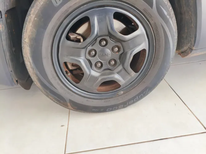 Troco roda/ pneu aro 16 Renegade
