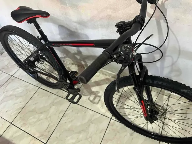 Bike Alfameq quadro 19 Aro 29 boa de andar mínimos detalhes