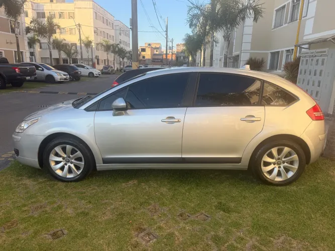 Citroen C4 GLX 1.6 Flex 16V 5P Mec. 2011