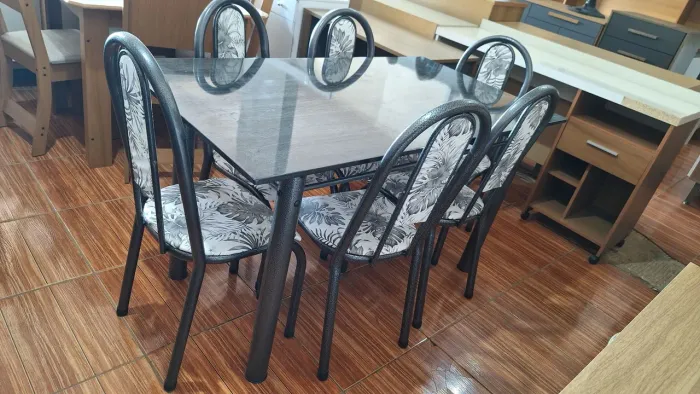 Mesa 6 cadeiras granito