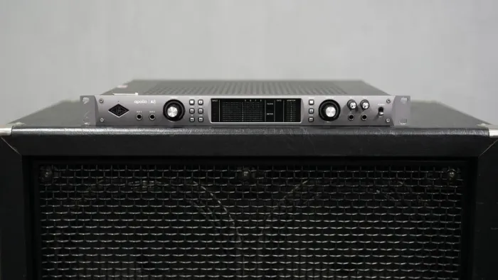 Interface Universal Audio Apollo X8 - UAD