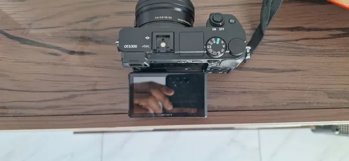 Câmera Sony A6300 