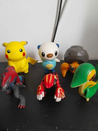 6 BONECOS POKÉMON