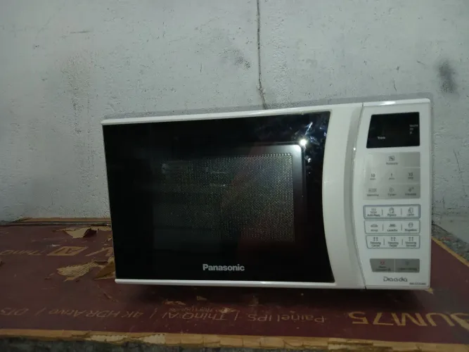 Microondas Panasonic 220v/23L
