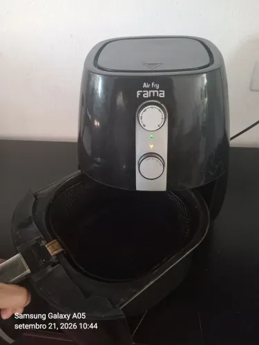 Vende-se Air frayer , Marca FAMA