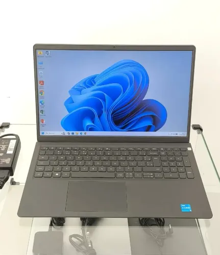 Notebook Dell Vostro i5 11ª Gen 8GB RAM SSD 480GB Tela 15.6 Full HD