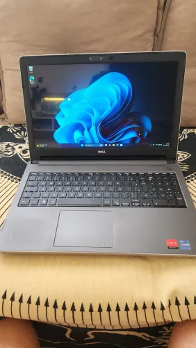 Notebook Dell Inspiron Touch 15 5000 Gamer i7 16GB 256SSD Radeon 4GB Win11