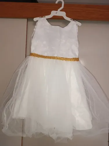 VESTIDO INFANTIL BRANCO COM DOURADO - VESTE ATÉ 3 ANOS