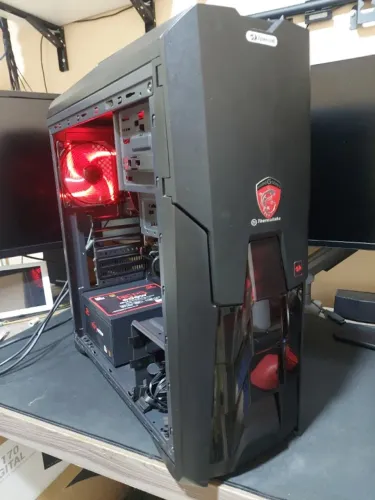Cpu ryzen 5 46000g, 8gb ram e 240gb ssd