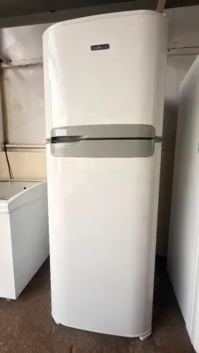Geladeira continental 