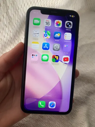 iPhone 11