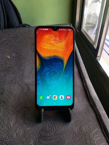Samsung Galaxy A30 64GB Branco Dual Chip - Leia a Descrição