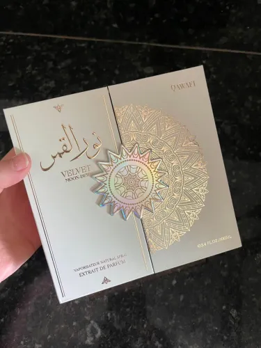 Perfume Árabe de Luxo Qawafi Velvet Moon-Dew 100ml Extrait de Parfum
