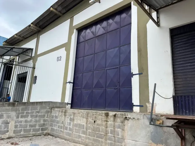 Galpao 1.000m2 condomínio Porto Seco Pirajá alta resistência