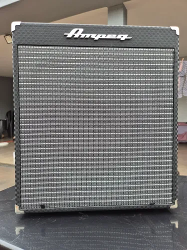 Cubo Baixo Ampeg Rocket Bass 50W
