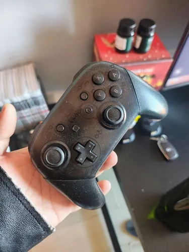 Controle Nintendo Pro Controler