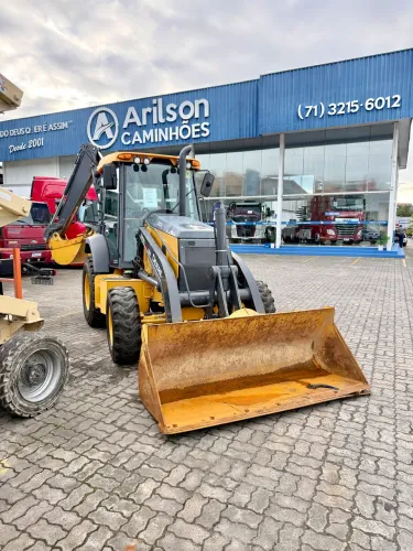 RETROESCAVADEIRA JHON DEERE 310 L 2022 ( SOMOS LOJA )