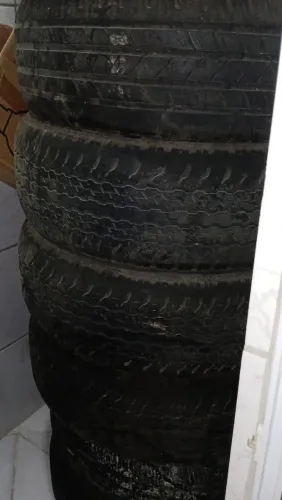 Pneus de carro 