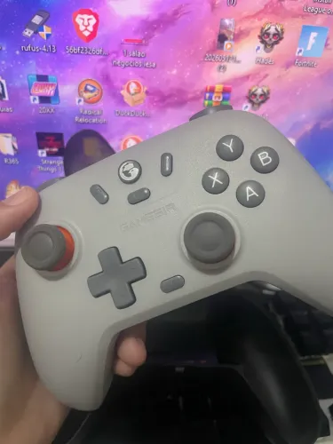 Controle gamesir t4 nova lite com hall effect