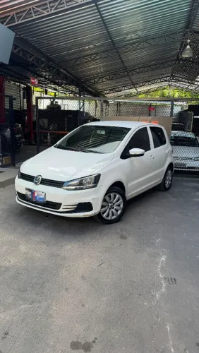 Volkswagen Fox Trendline 1.0 Flex 12V 5P 2016