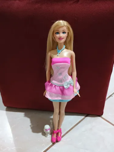 Barbie Moda e Magia sem mecanismo eletrônico look armário glitterize