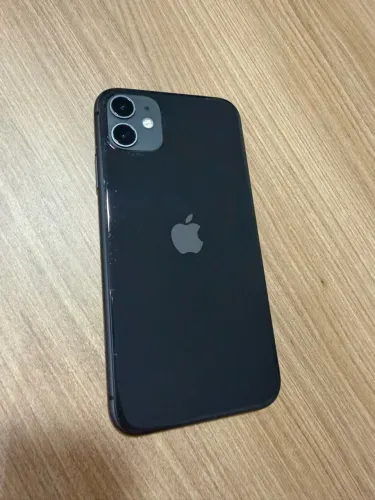 VENDO IPHONE 11 64GB FUNCIONANDO PERFEITAMENTE