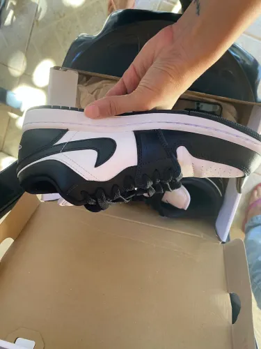 AIR JORDAN