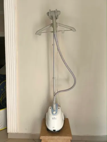 Vaporizador de roupa