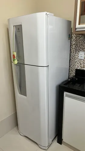 Eletrolux DF48 - 411l - Funcionando 