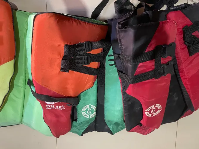 3 Coletes Salva Vidas 