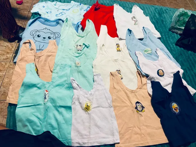 Lotinho de roupa de bebê de 0 a 6 meses