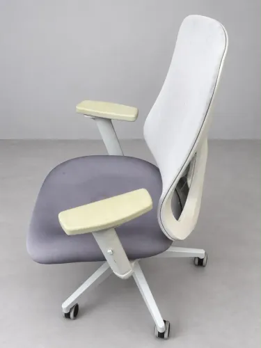 Cadeira escritório ergonômica Fratini Everest