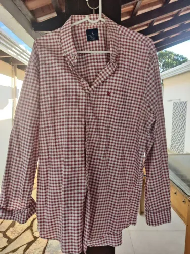 Vendo camisas masculinas originais