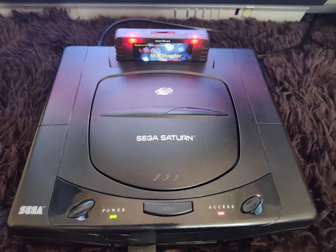 SEGA SATURN TECTOY + 2 CONTROLES ORIGINAIS + SAROO