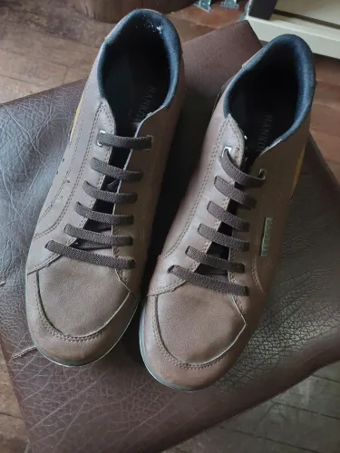 Tênis casual