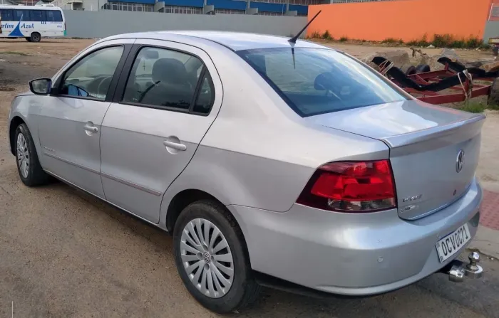 Volkswagen Voyage Comf/highli. 1.6 MI T.flex 8V 4P 2011