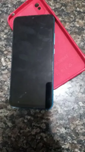 Vende um smartphone xiaomi 9i bem conservado com 3 meses de garantia 