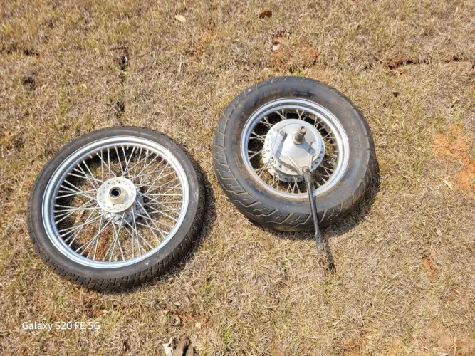 Roda Shadow 600 dianteira/ traseira