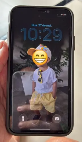 Iphone 11 em estado de novo