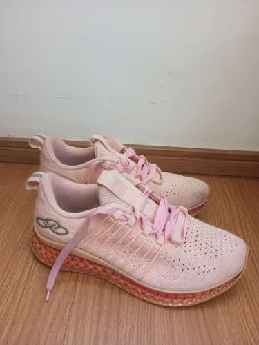Tênis feminino 