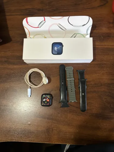 Apple Watch Séries 9 45mm GPS + Cellular