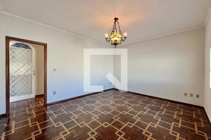 Casa à Venda - Parque Prado, 3 Quartos, 300 m2