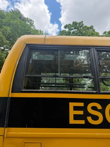 Vidros Ônibus Volare